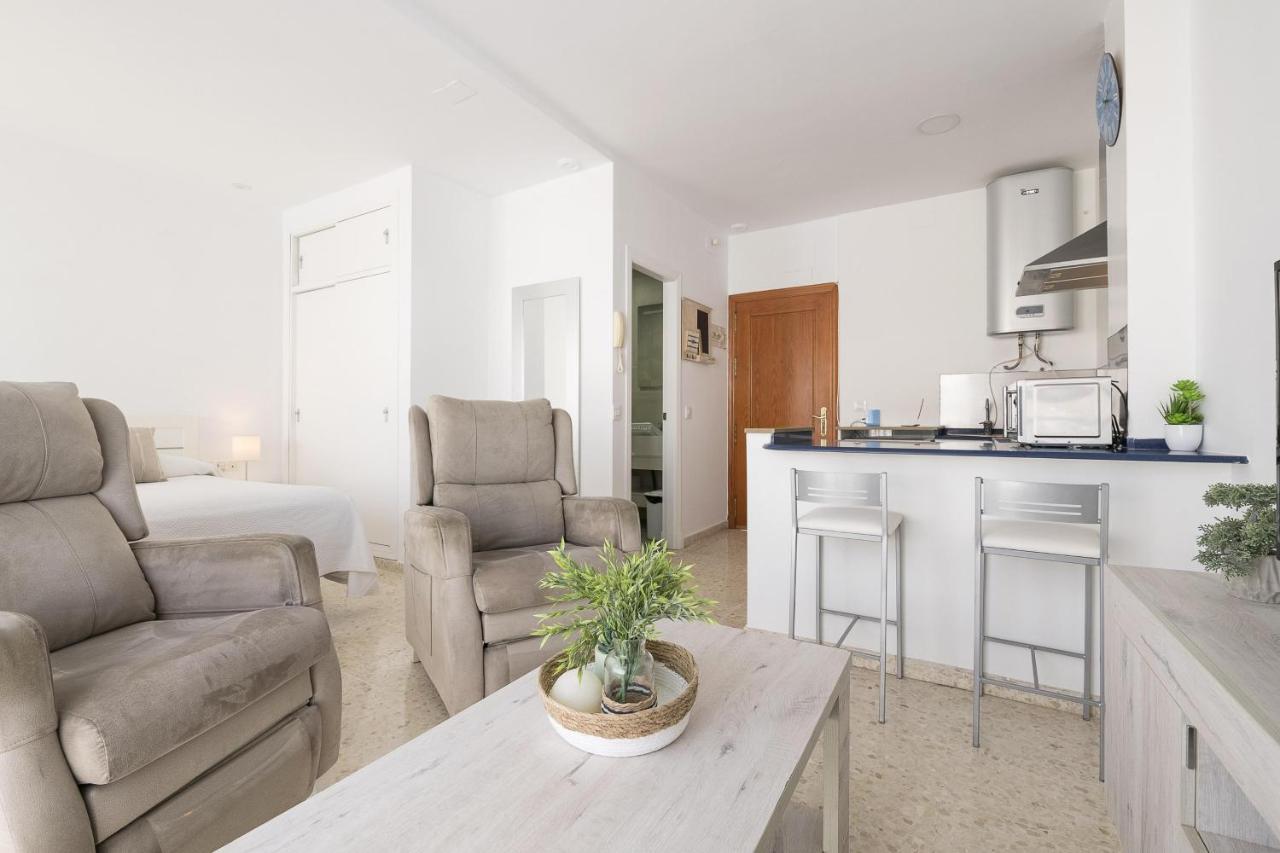 Loft San Mateo (Adults Only) Apartment Тарифа Екстериор снимка